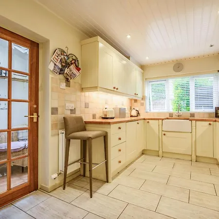 2 Bed In Oc-sz427 펜션